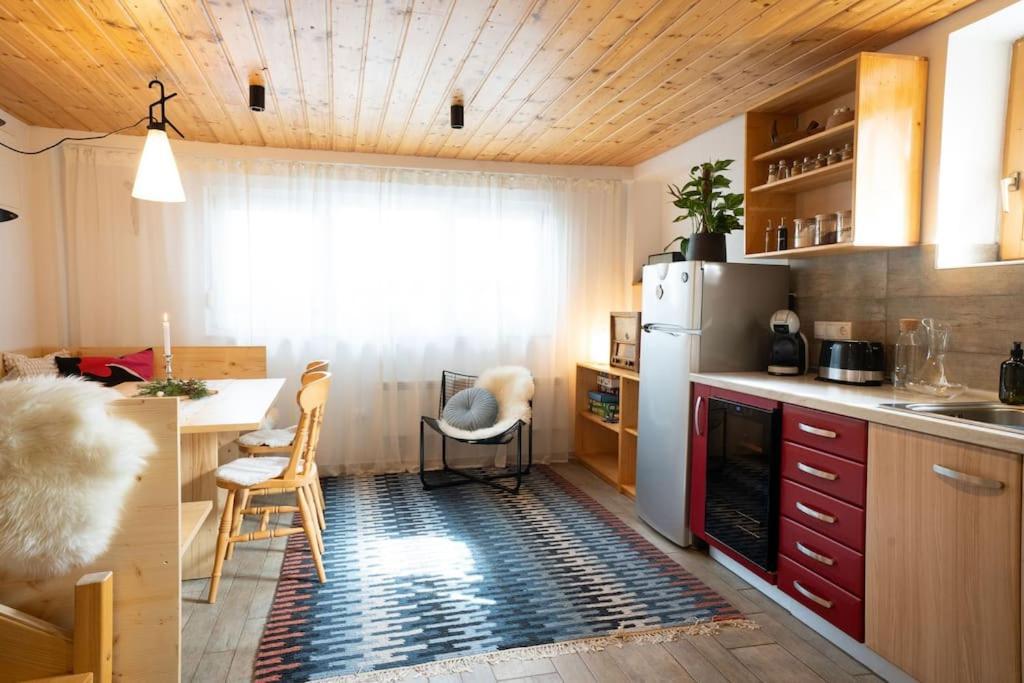 Ski Hut Smucka Кранска гора Екстериор снимка